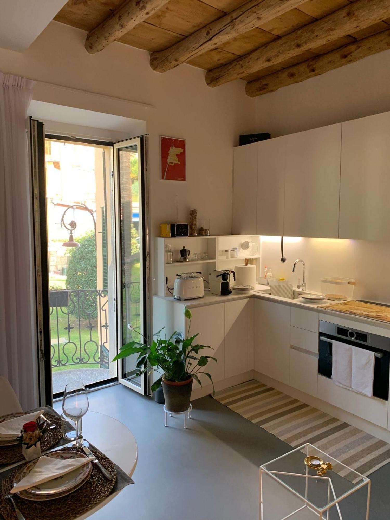 Villa Paola - Holiday Apartment - Menaggio, Lago Di Como Eksteriør bilde